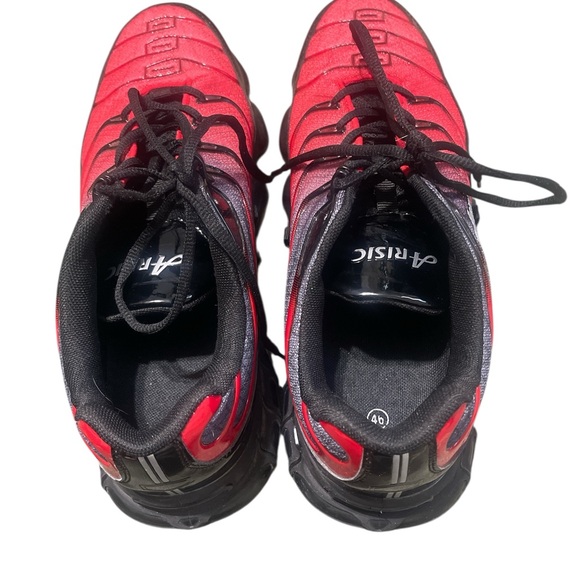 Arisic Vibrant Red and Black Sneakers safety shoes - Picture 2 of 4